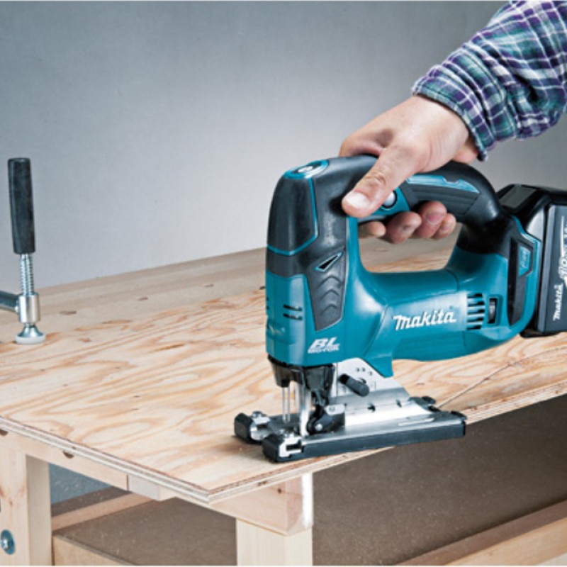 Makita Σέγα 18V Solo Brushless DJV182Z