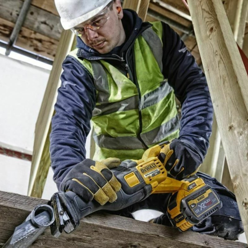 Dewalt Σπαθοσέγα Solo Brushless DCS389NT