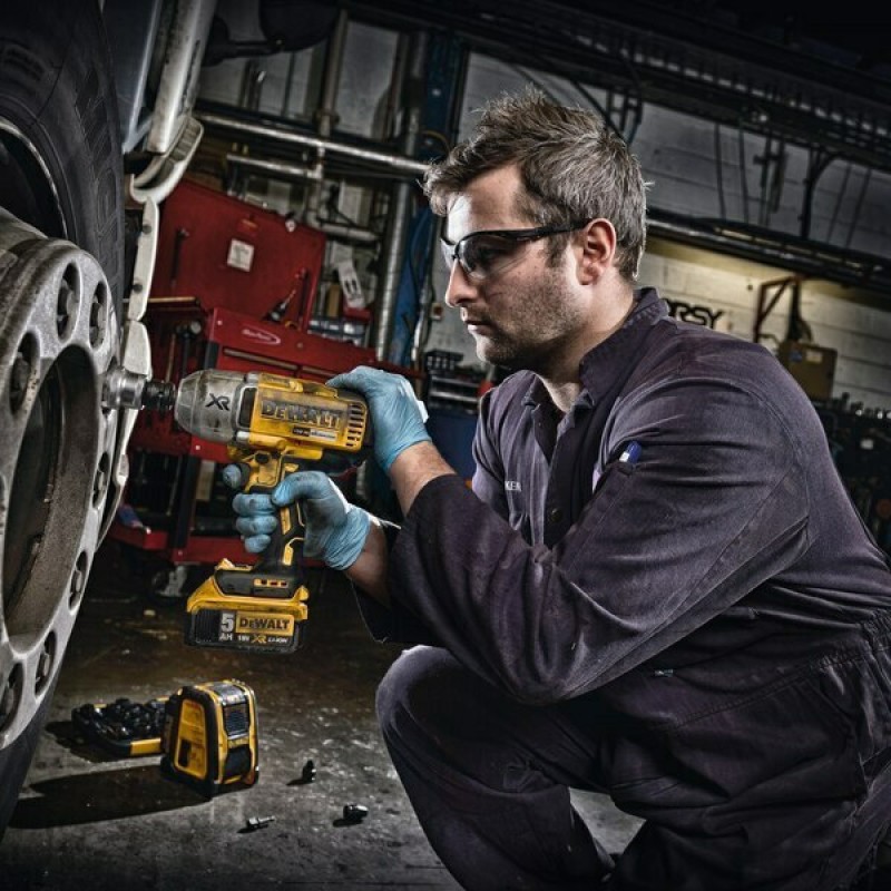 Dewalt DCF899N Brushless Μπουλονόκλειδο Μπαταρίας 18V Solo με Υποδοχή 1/2