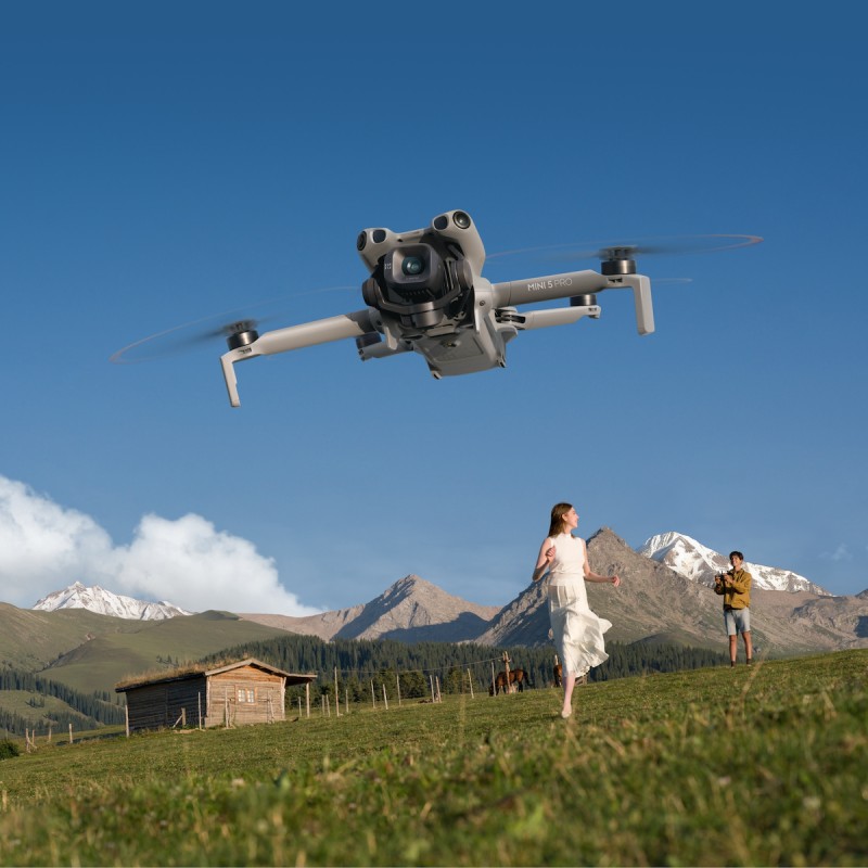 DJI Mini 5 Pro (Fly More Combo) Drone 2.4 GHz με Κάμερα 4K 120fps HDR
